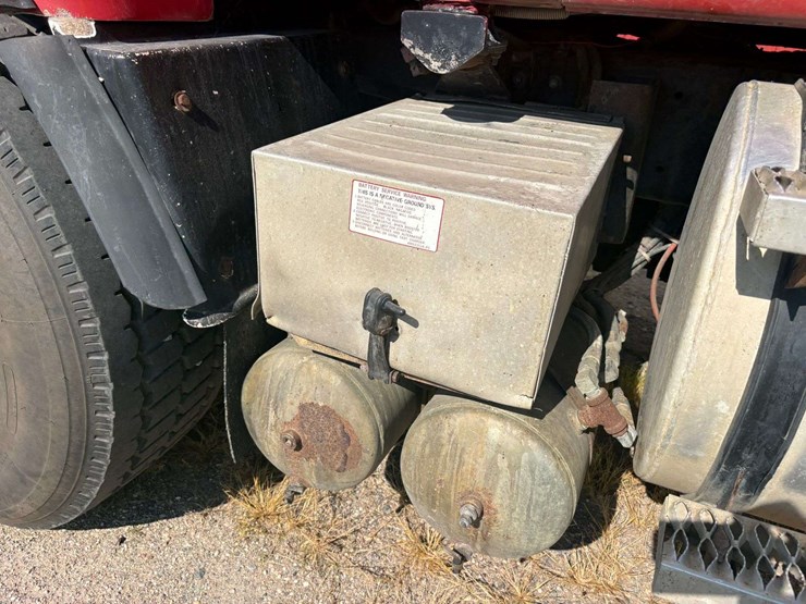 1986-mack-valueliner-image-24