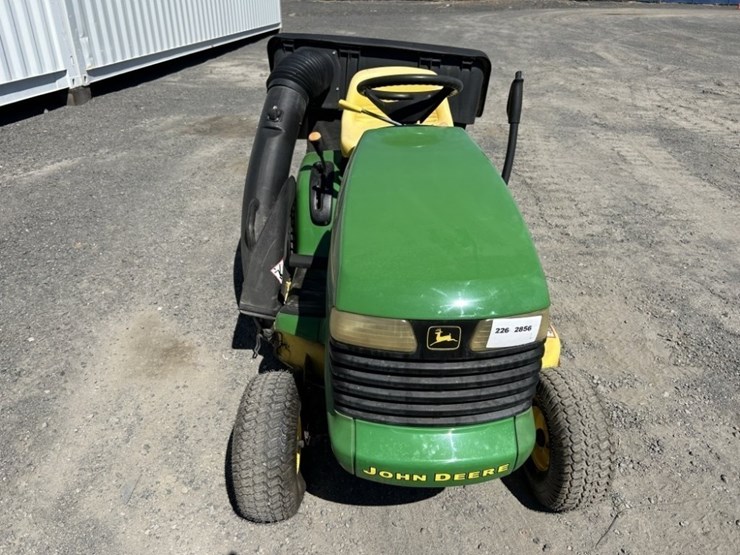 2001-john-deere-lt133-image-8
