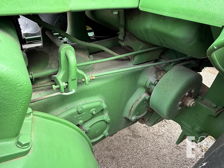 john-deere-r-image-11
