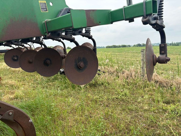 john-deere-2700-image-12