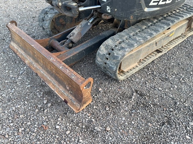 bobcat-e26-image-13
