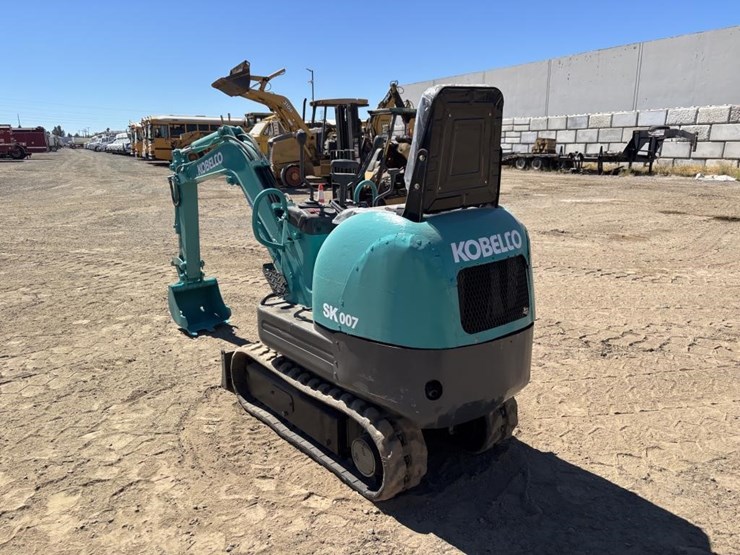 kobelco-sk007-image-4