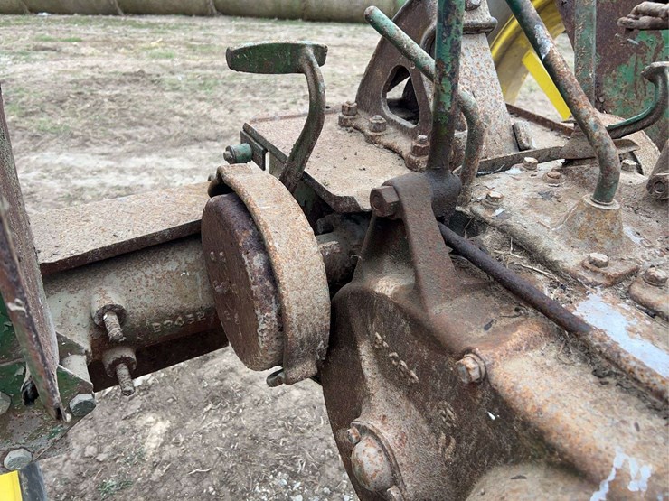 john-deere-model-b-image-27