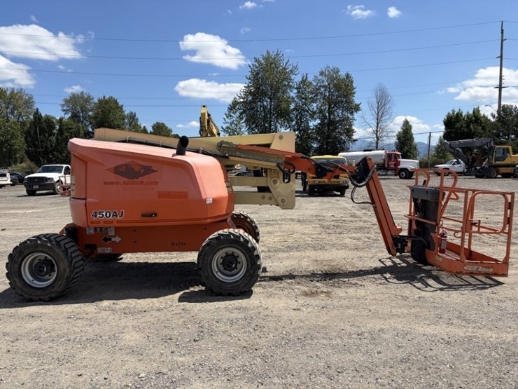 2016-jlg-450aj-image-3