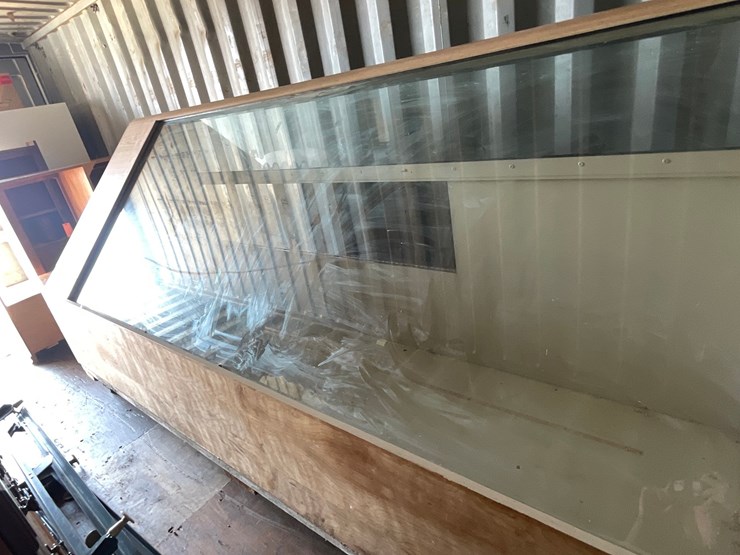 #4705-•-wooden-display-case-image-11