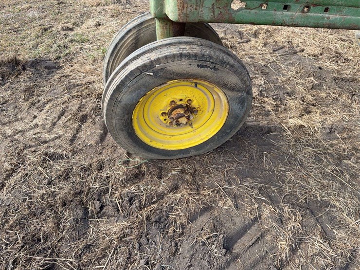 john-deere-a-image-9
