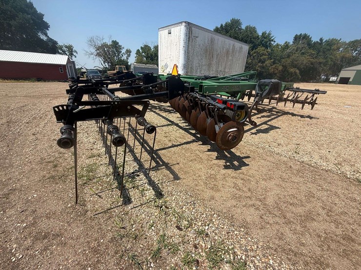 john-deere-510-image-11