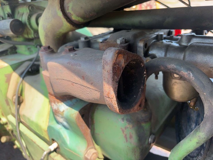 john-deere-630-image-32