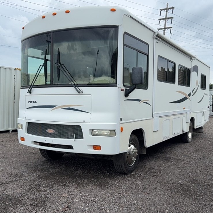 #3000 • 2007 WINNEBAGO VISTA 30' MOTORHOME