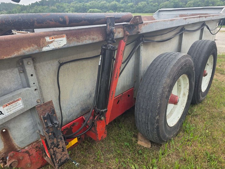 2001-agco-3739-image-29