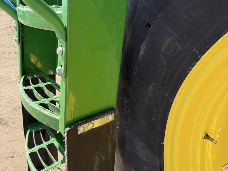 2020-john-deere-s790-image-11