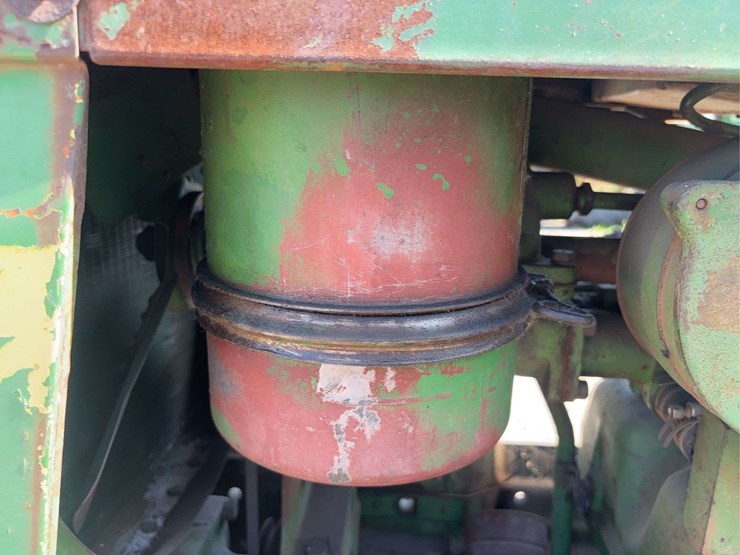 john-deere-70-image-46