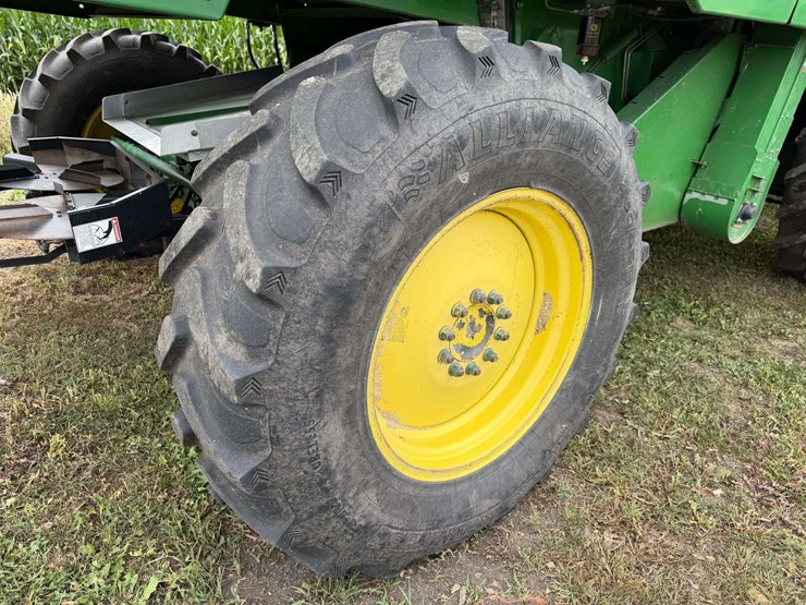 1997-john-deere-9600-image-37