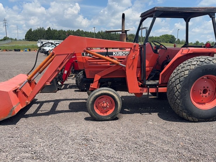kubota-m4950-image-12
