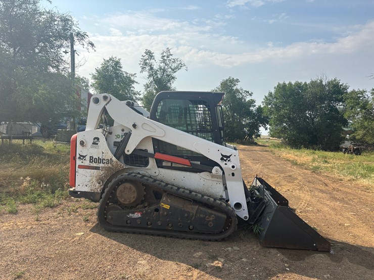 2015-bobcat-t650-image-3