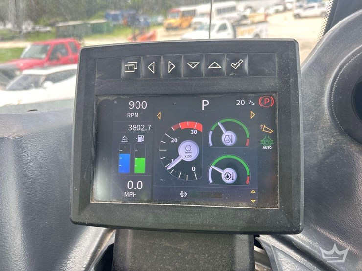 2022-deere-260e-image-33