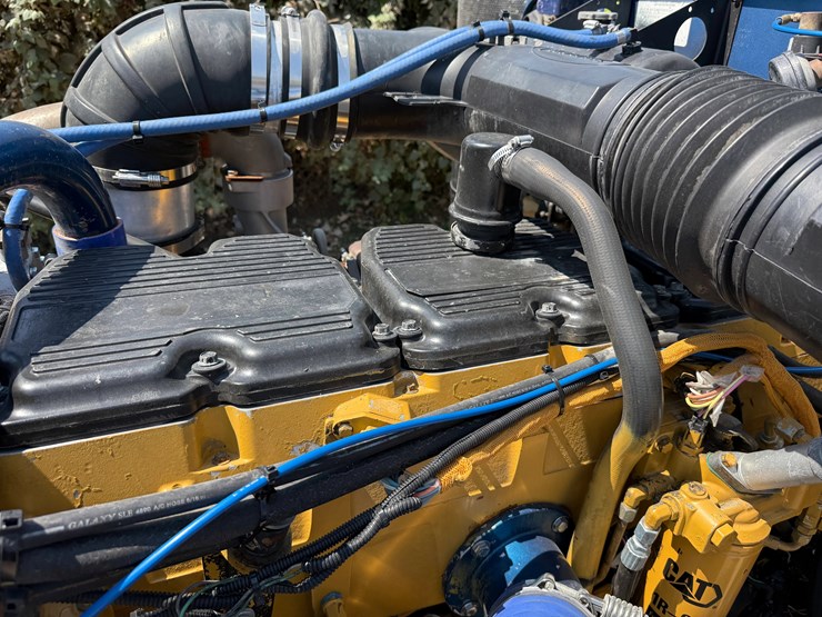 2006-peterbilt-379-image-30