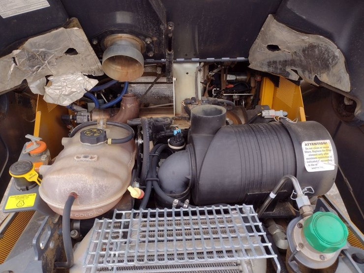deere-331g-image-30