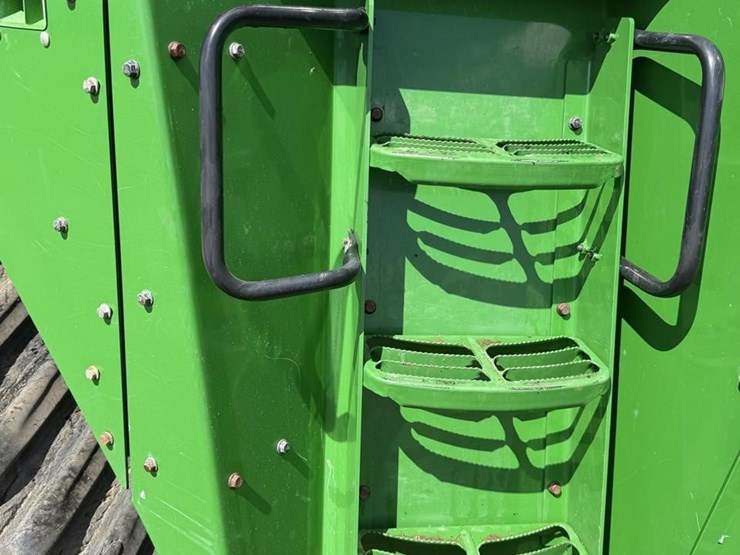 2017-john-deere-9570rx-image-26