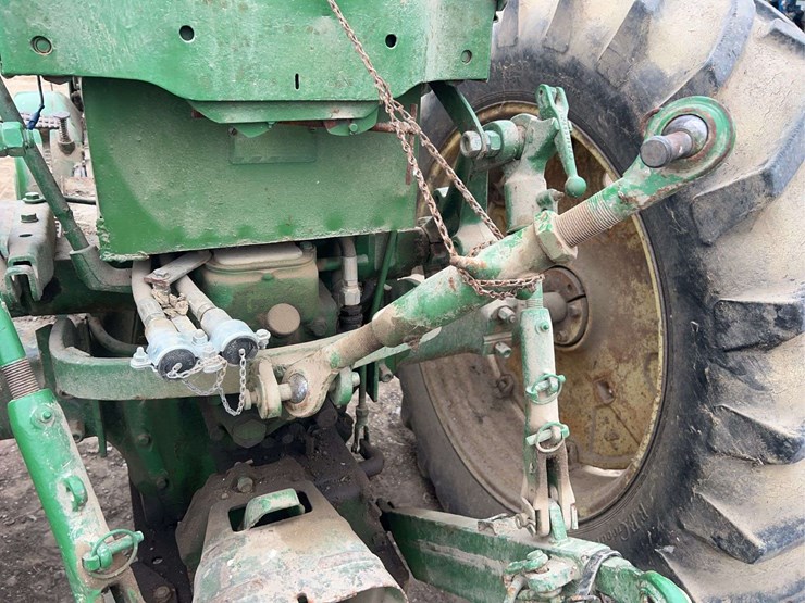 john-deere-70-image-36