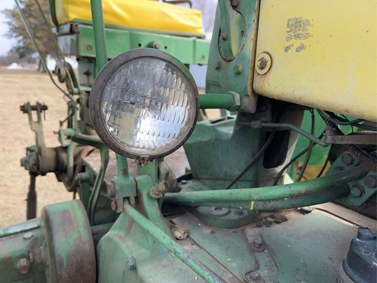 john-deere-630-image-26