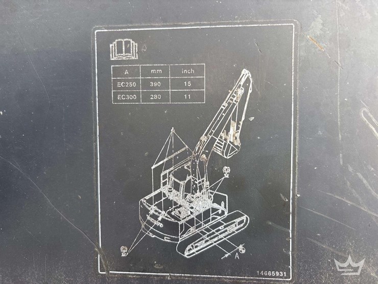 2016-volvo-ec300el-image-8