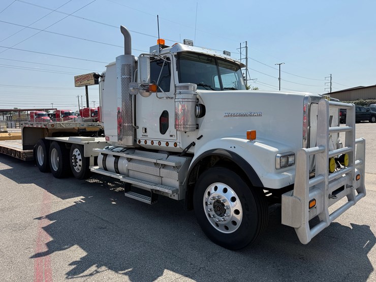 2012-western-star-4900-image-5