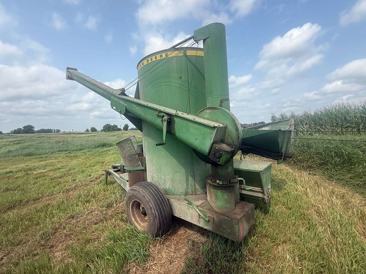john-deere-700-image-8