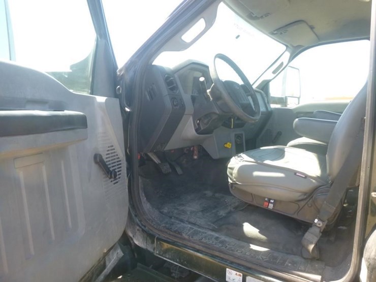 2017-ford-f750-image-8