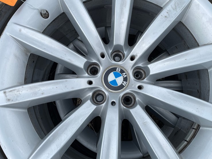 #4561-•-(4)-bmw-5-bolt-rims-with-tires-image-11