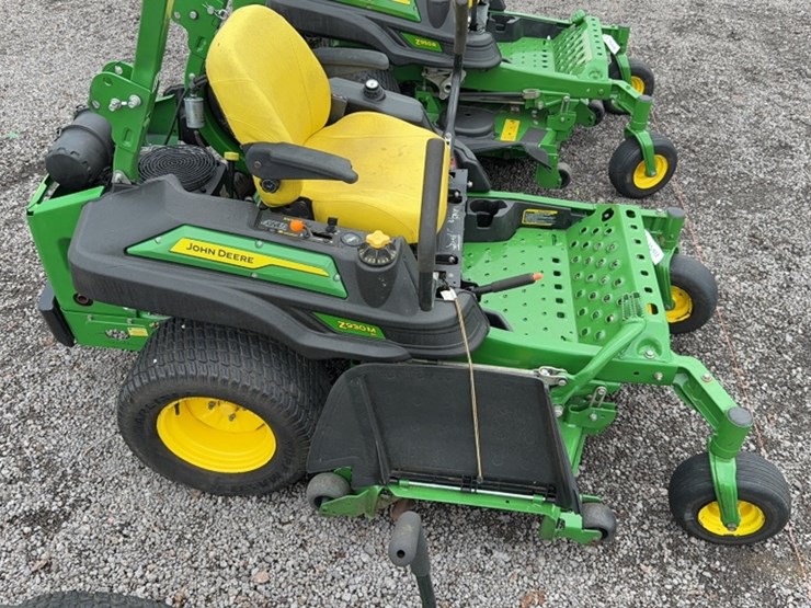 2015-john-deere-z930m-image-7