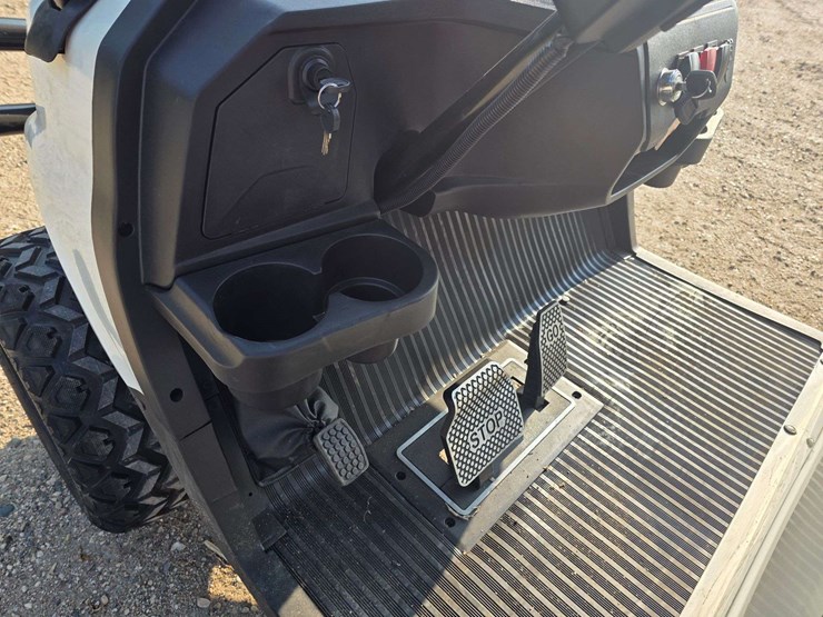 sdlg80-electric-golf-cart,-1.3-miles-(will-go-up),-60v-motor,-4-passenger,-approx-battery-range:-50-image-38