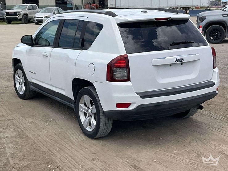 2016-jeep-compass-image-4