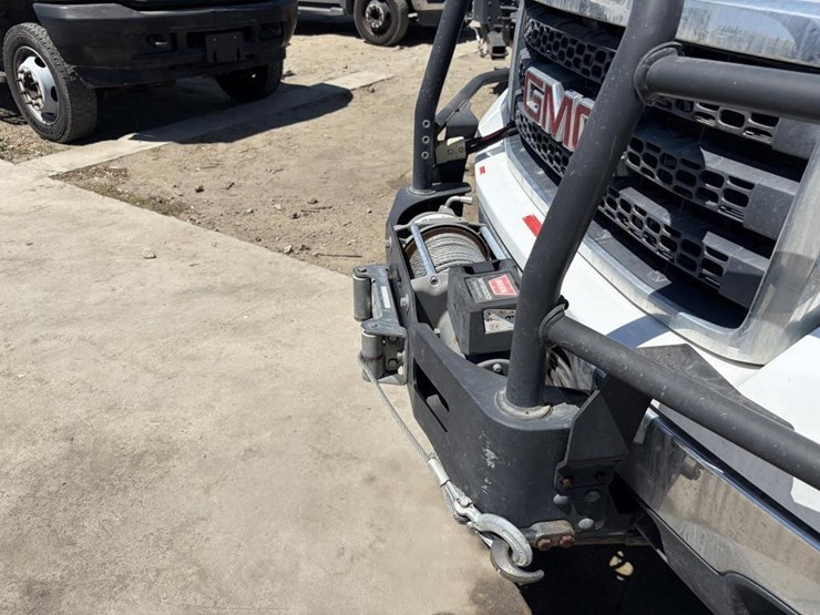 2012-gmc-sierra-2500-image-14