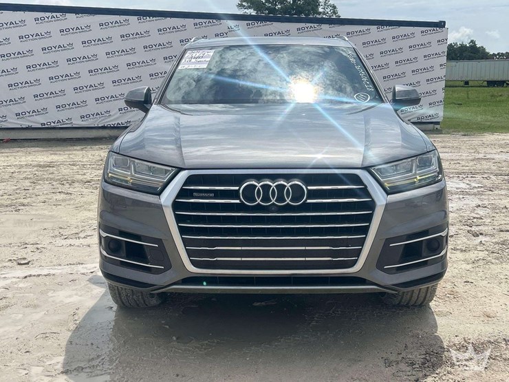 2017-audi-q7-image-28