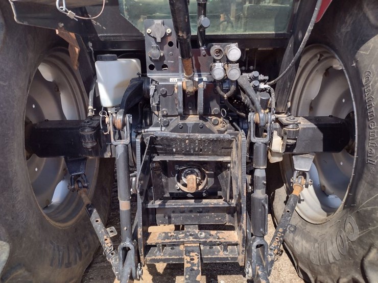 case-ih-farmall-95u-image-31