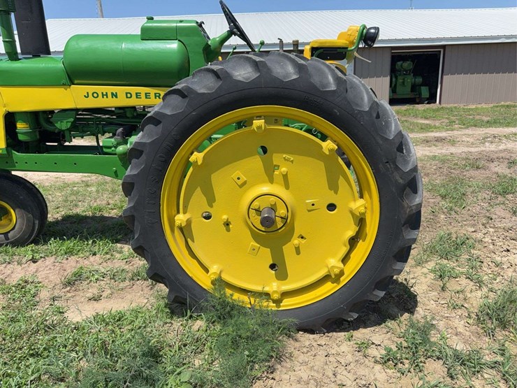 john-deere-530-image-18