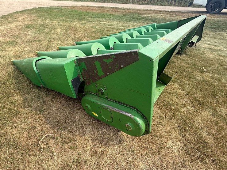 john-deere-8-image-9