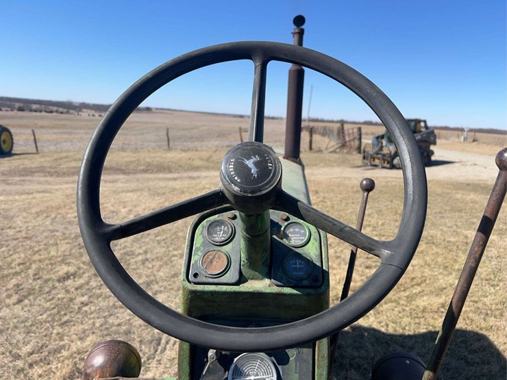 john-deere-530-image-48