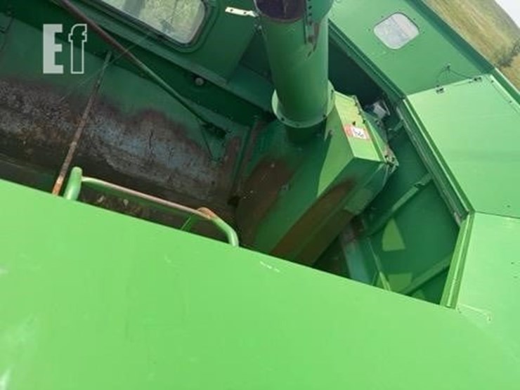 1993-john-deere-9600-image-35