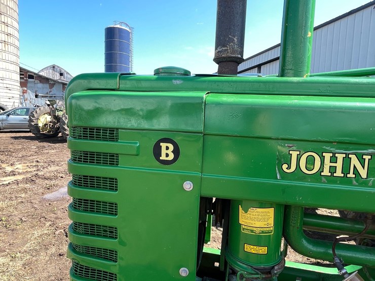 john-deere-b-image-16