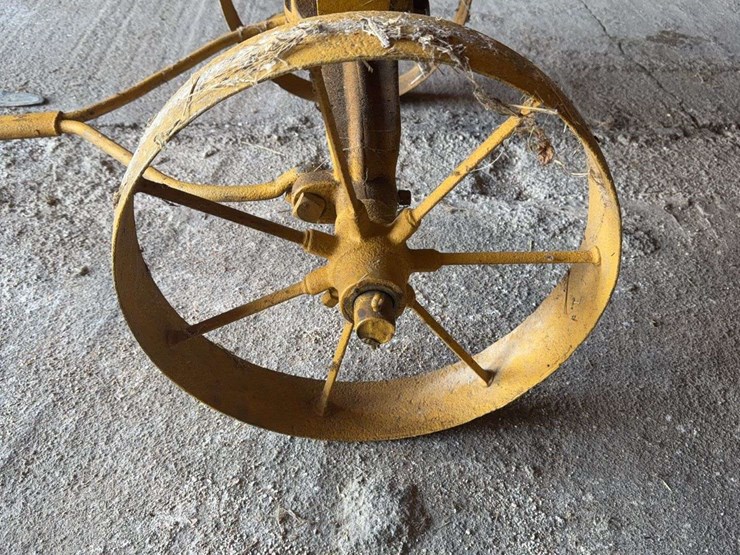 john-deere-112-image-10