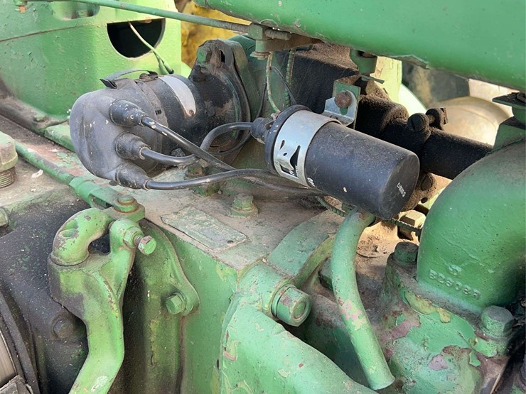 john-deere-model-b-image-23
