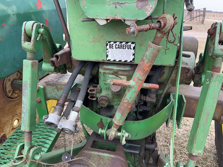 john-deere-70-image-41