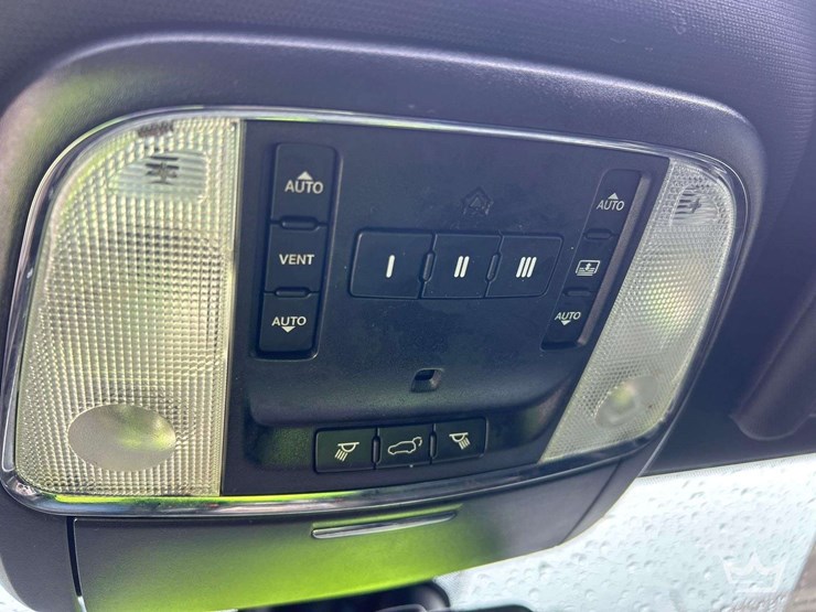 2014-jeep-grand-cherokee-image-22
