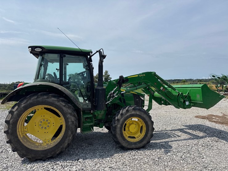 john-deere-5100r-image-5
