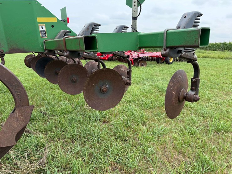 john-deere-2700-image-27