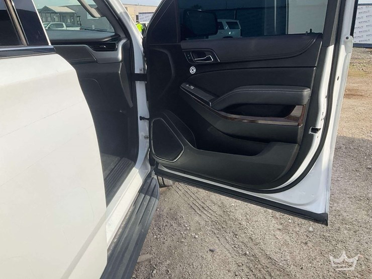 2020-chevrolet-tahoe-image-20