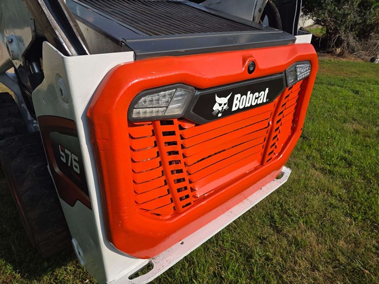 2021-bobcat-s76-image-40