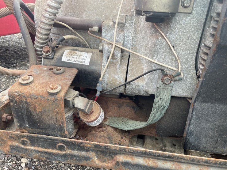 #4574-•-onan-marquis-7000-generator-image-13